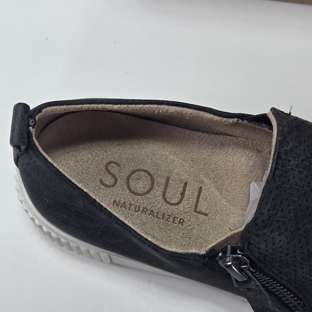 SOUL Naturalizer Turner Black Slip-On Perforated Loafer Platform Sneakers Size 5 - Picture 9 of 11